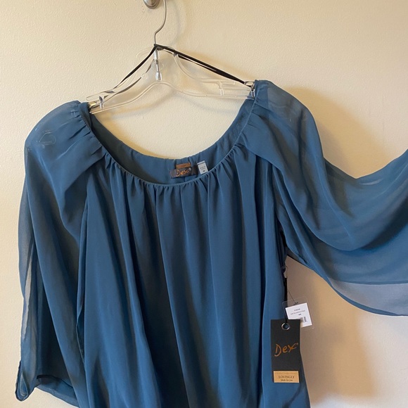 #101 - NWT Dex Dark Teal Chiffon Top; Size Medium - Picture 4 of 6